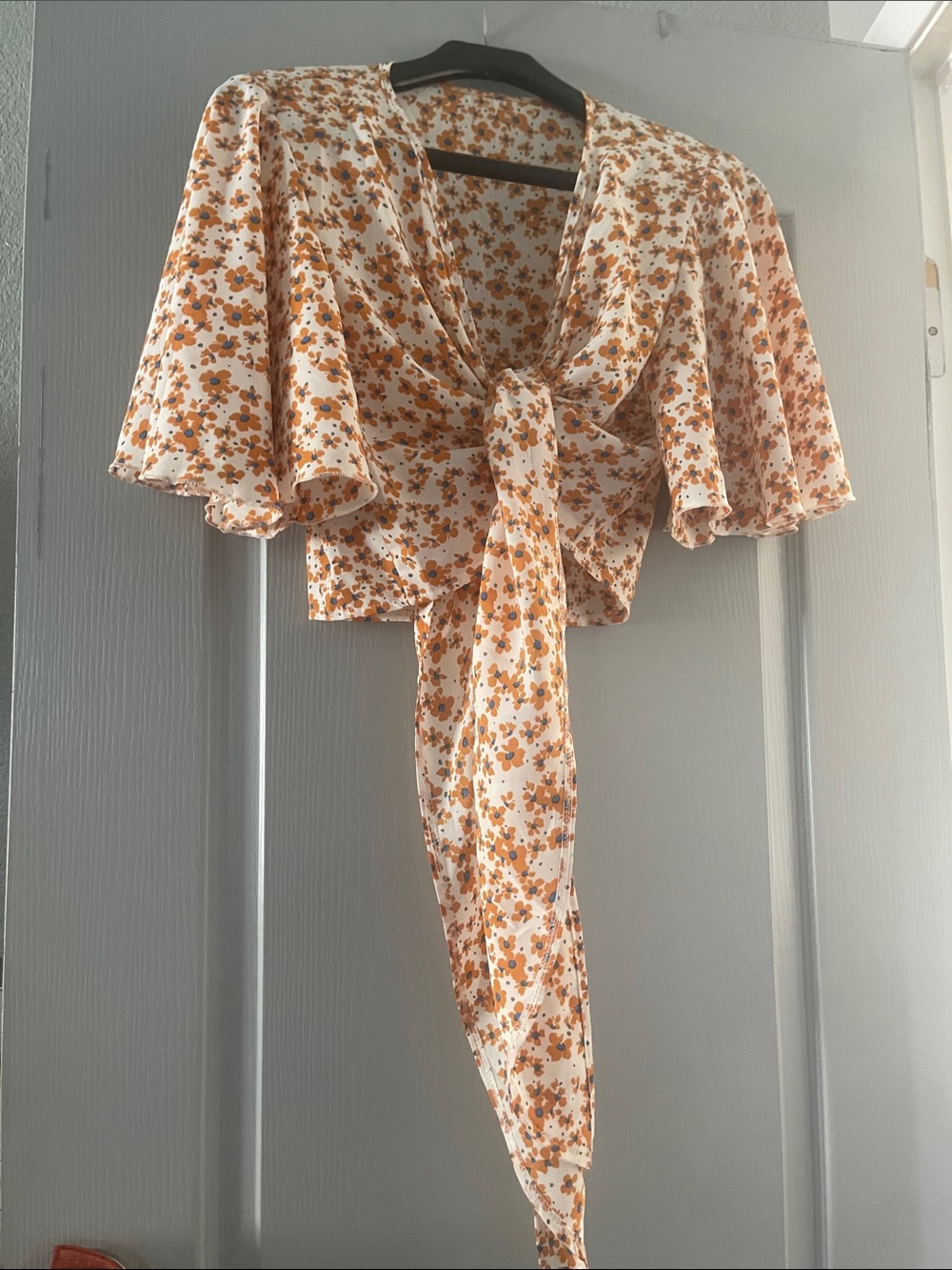 Floral Tie-Front Crop Top - White & Orange